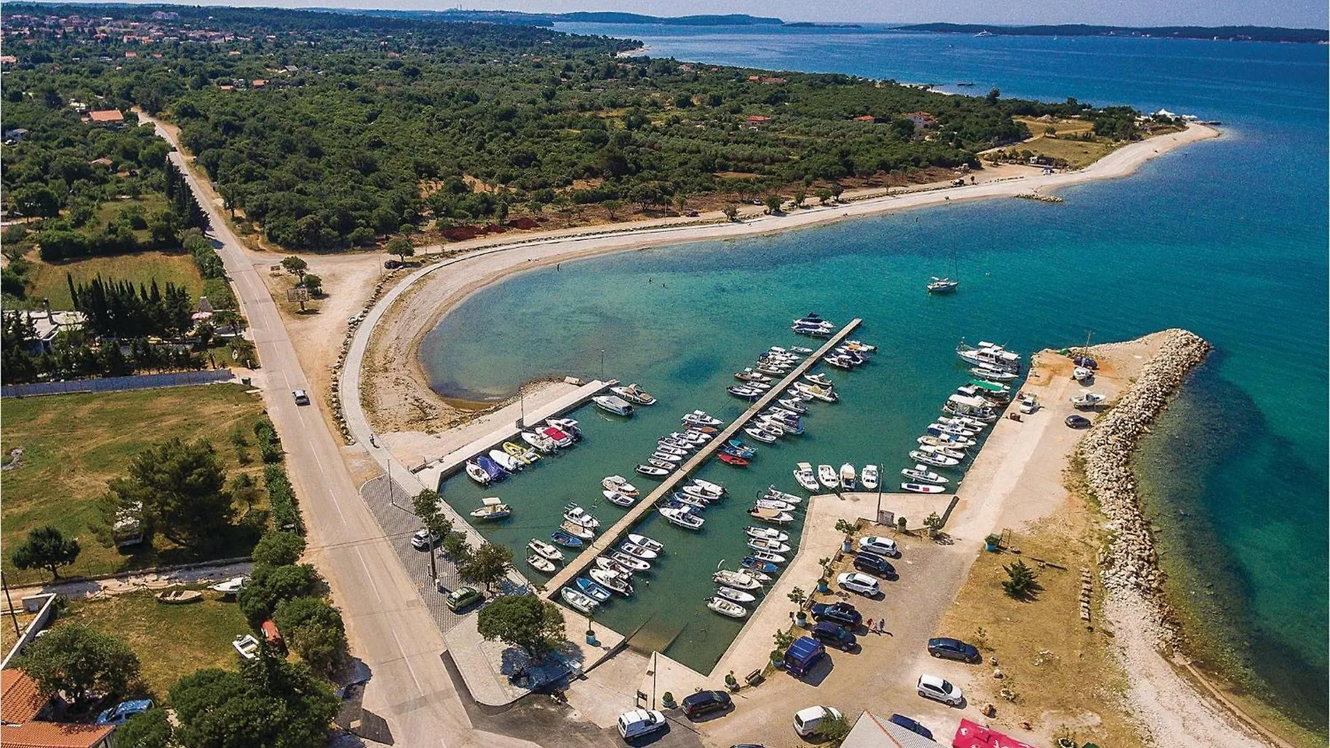 Stunning Home In Peroj With Wifi Holiday home